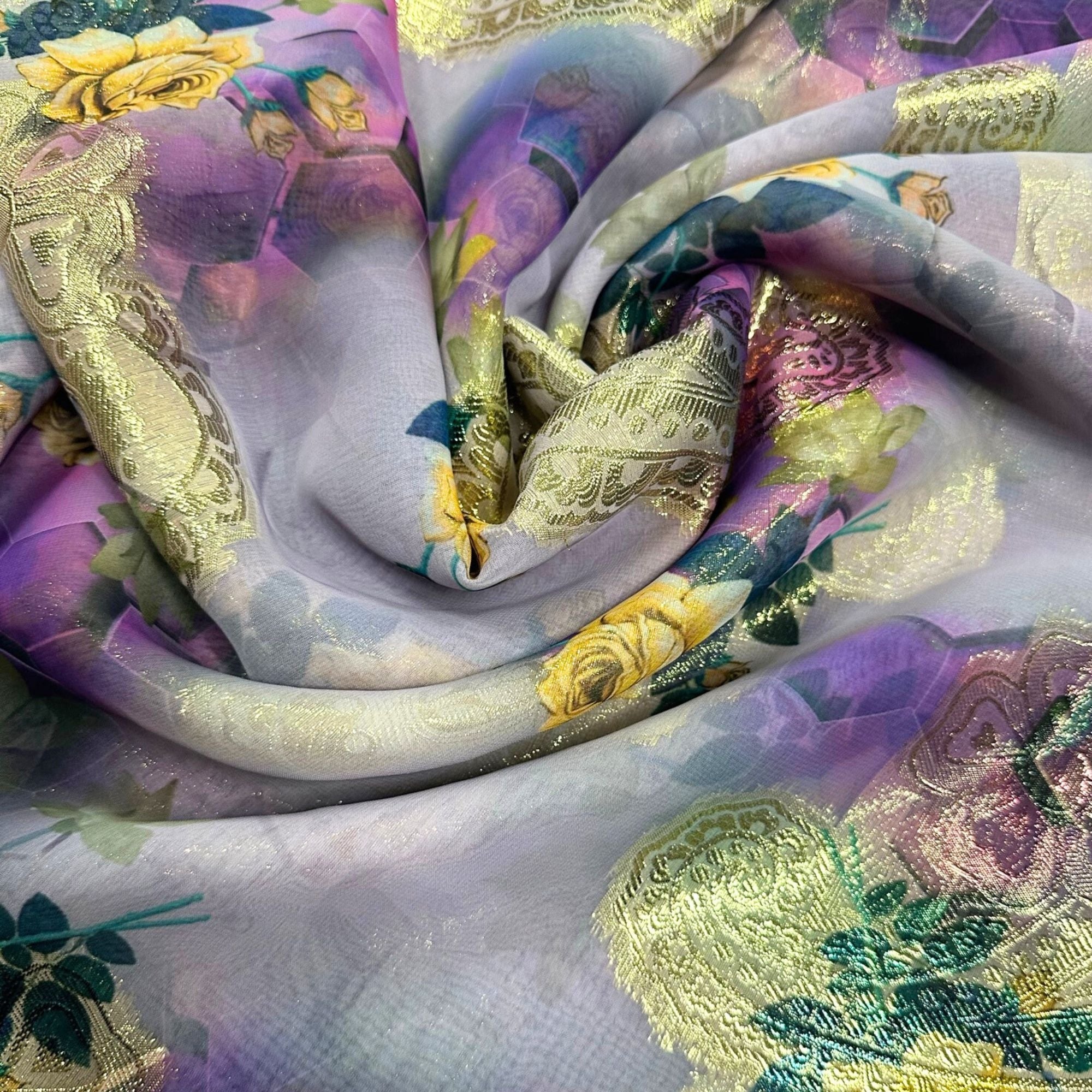 Elegante tela de Tlija por metro para caftanes, takchitas, abayas, chilabas - Moda Tlija para vestidos de novia y trajes tradicionales marroquíes para bodas